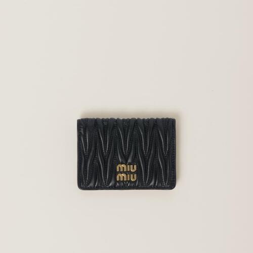 미우미우 카드 명함지갑 마틀라세 나파 가죽 카드홀더 5MC103_2FPP_F0002